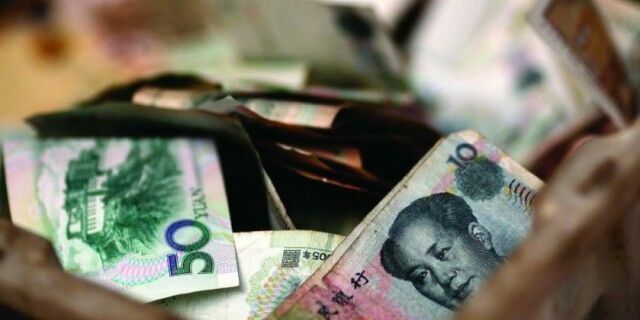 Народный банк Китая провел самую масштабную за последние 20 лет девальвацию юаня