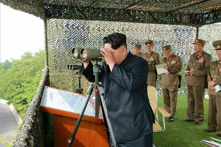 Ким Чен Ын приказал привести войска в полную боеготовность