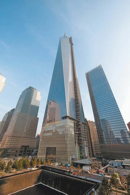 В Нью-Йорке открылся новый Всемирный торговый центр