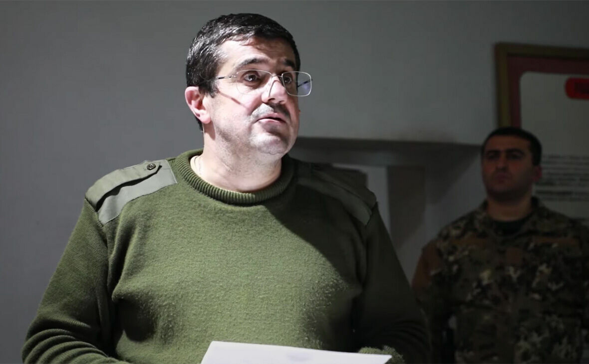 В Нагорном Карабахе сменили министра обороны после ранения