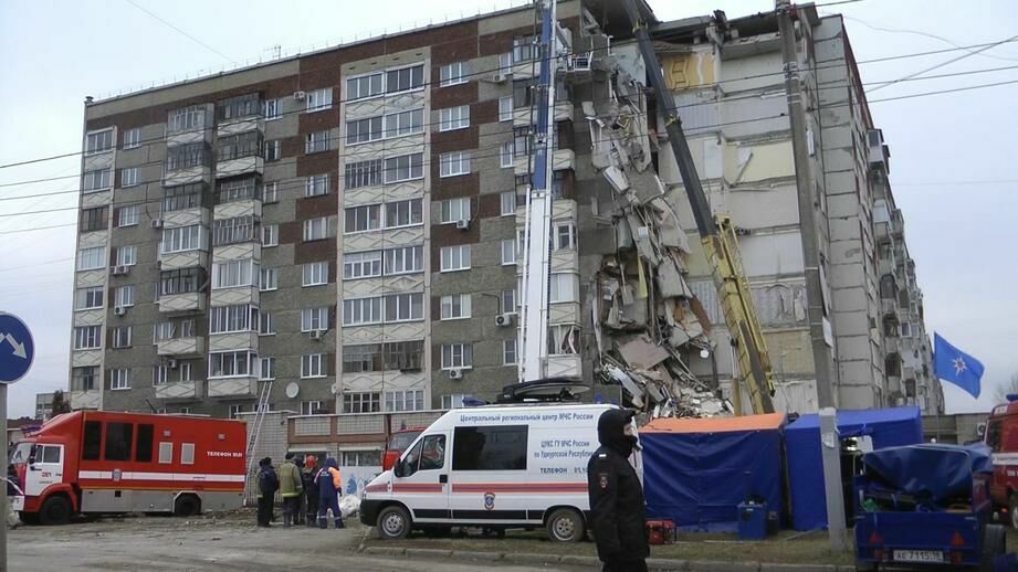 Жильцы разрушенного дома в Ижевске пожаловались Путину
