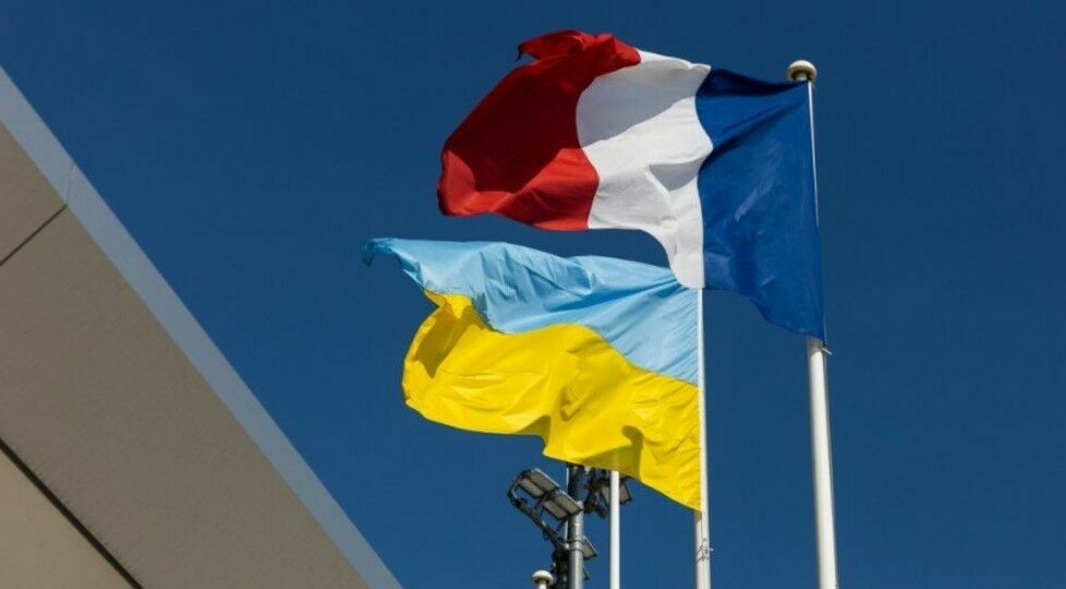 Франция передаст Украине «значительное количество» бронетранспортеров