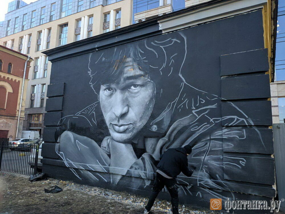 Коммунальщикам в Петербурге хотят запретить закрашивать граффити