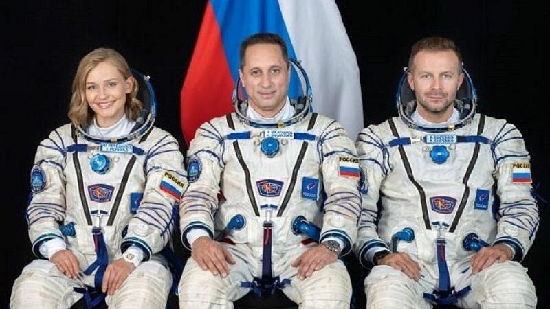 Снятый в космосе фильм «Вызов» собрал в прокате 1 млрд рублей за две недели