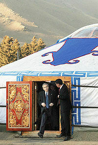Монгольская премьера Джорджа Буша