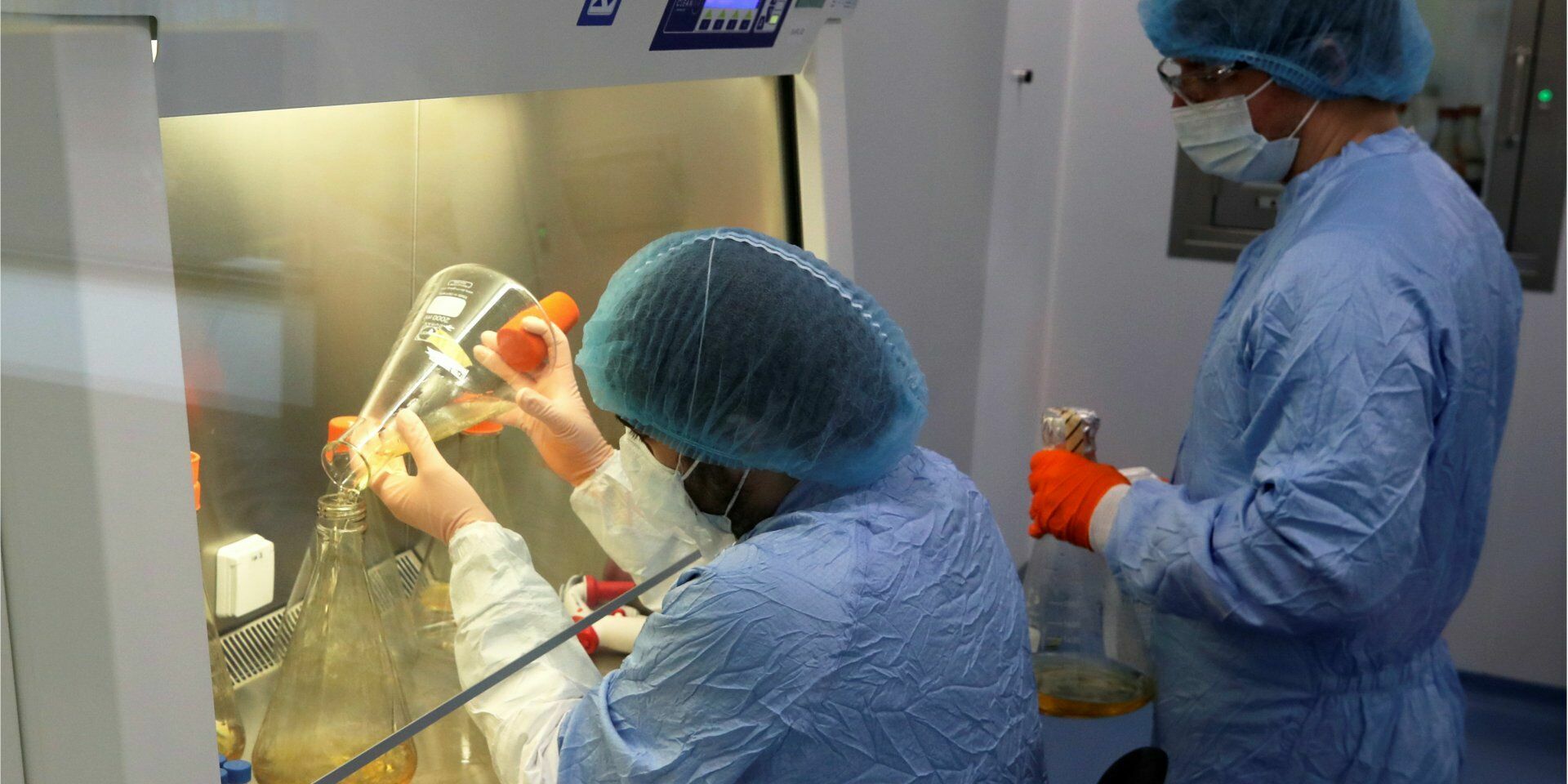 Ученые не нашли существенных мутаций коронавируса в России