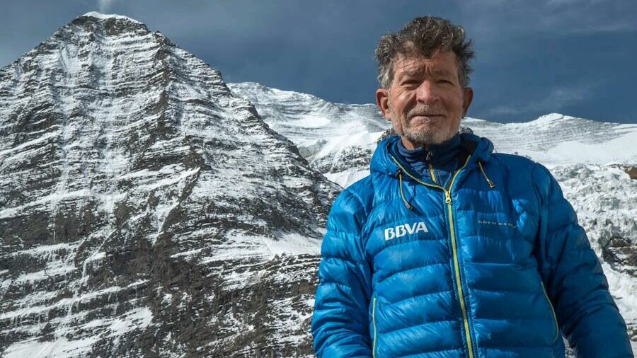 Мировой рекорд 84-летнего альпиниста по взятию очередной вершины закончился травмой