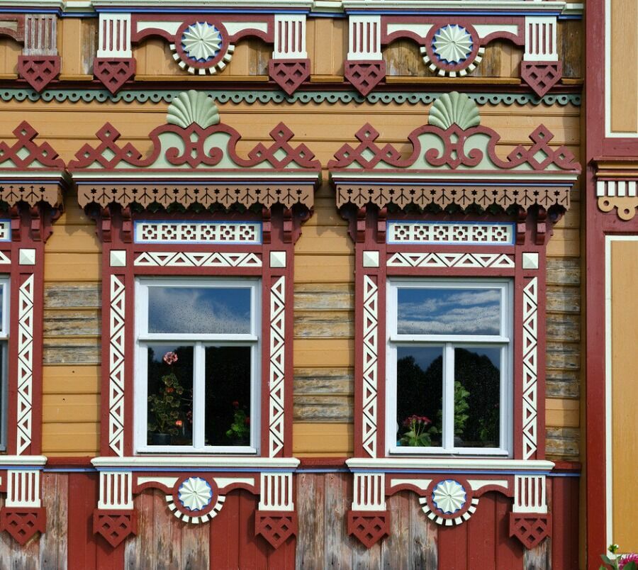 Терем Асташово в Костромской области - единственный в России отель-музей с полностью воссозданной обстановкой XIX века