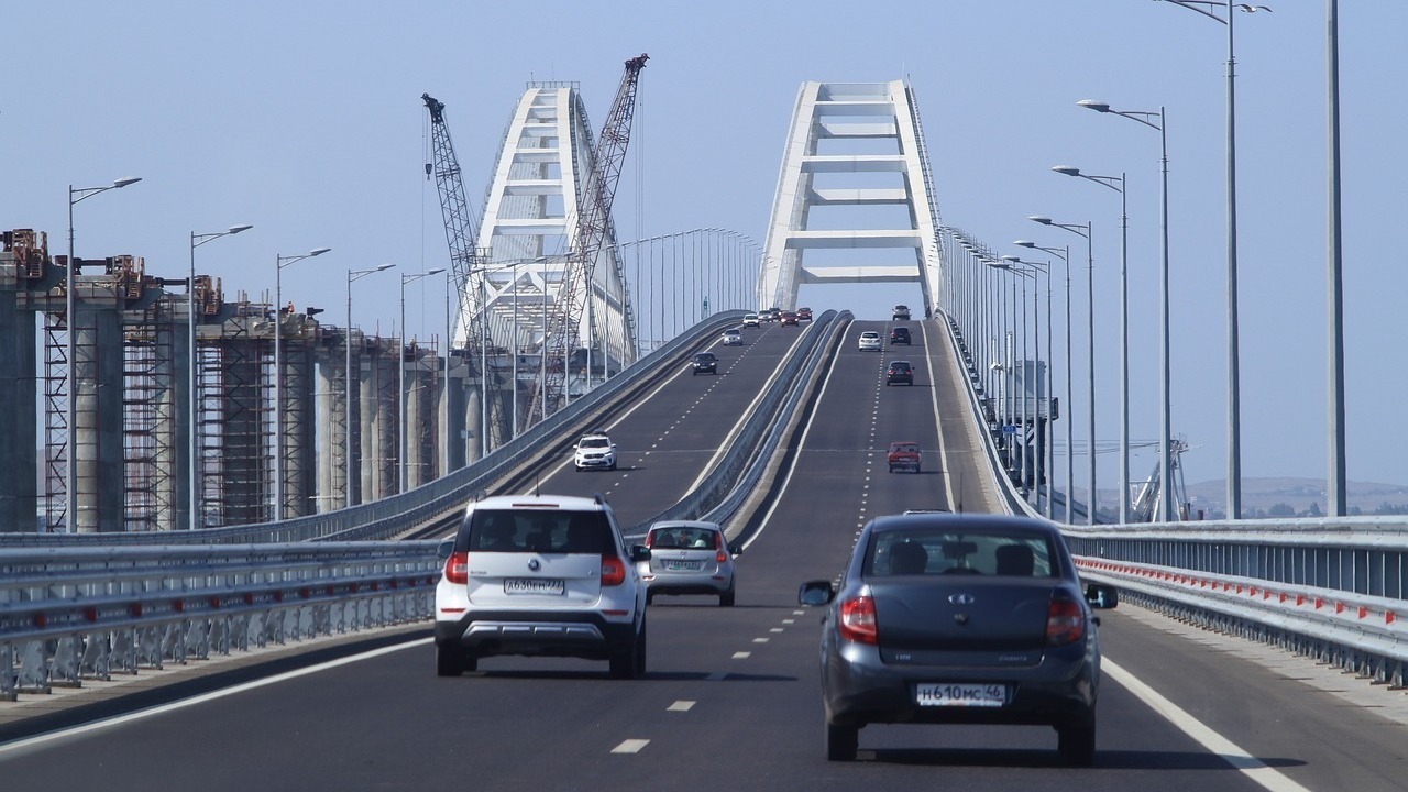 Владимир Зеленский назвал Крымский мост целью ВСУ, которую нужно нейтрализовать