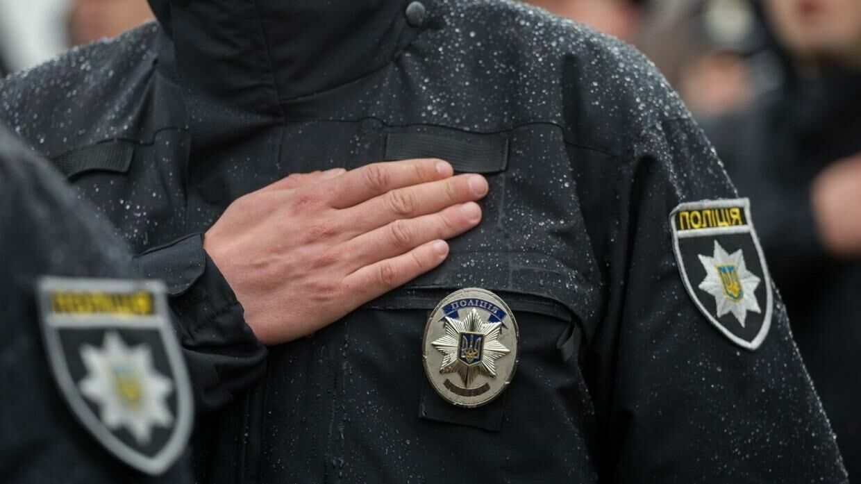 Неизвестные обстреляли из гранатомета ресторан в Киеве