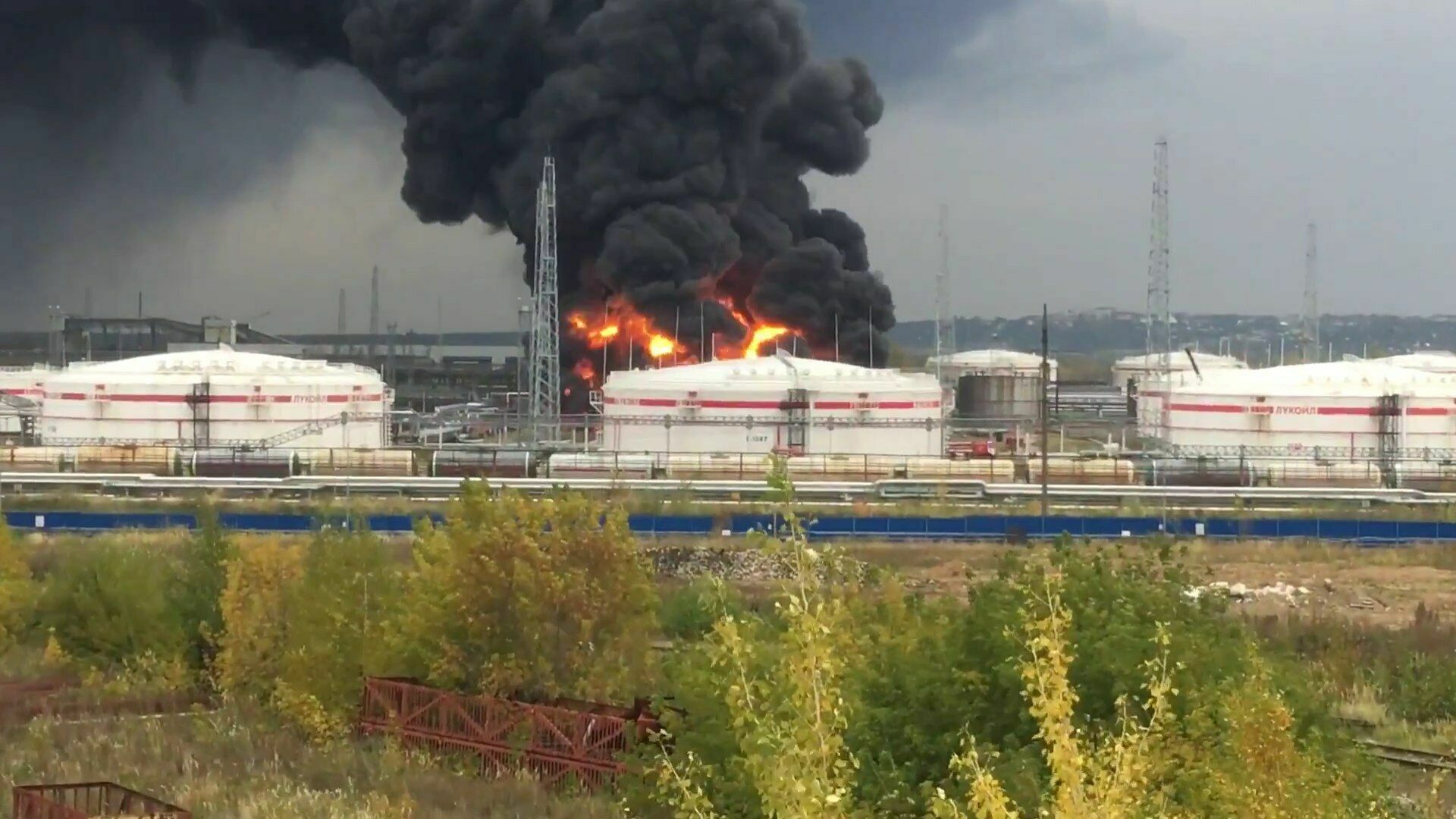 Четыре человека погибли при пожаре на заводе «ЛУКОЙЛ» в Кстово