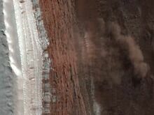 Астрономы впервые запечатлели сход лавины на Марсе (ФОТО)