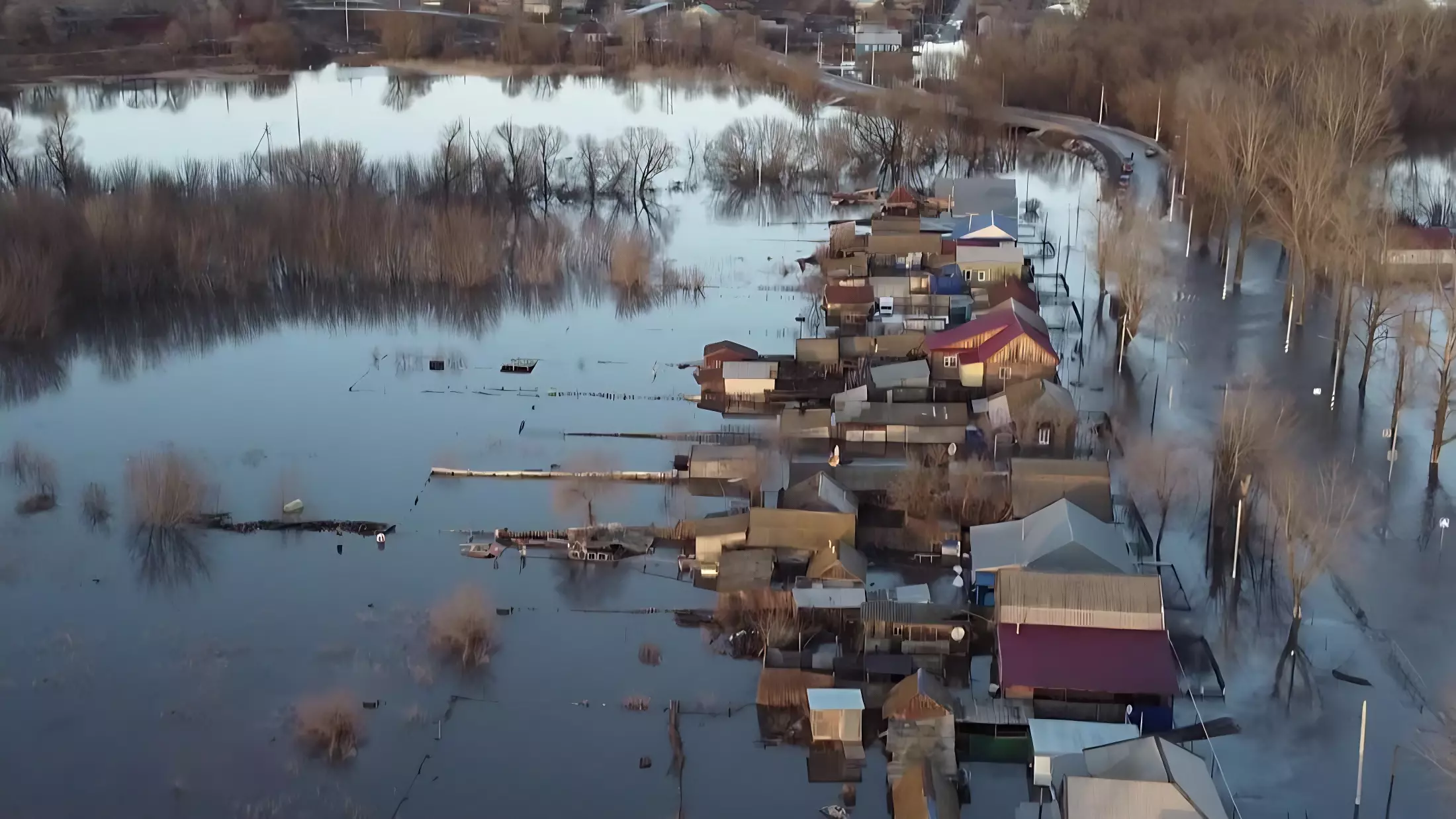 От Подмосковья до Крыма: названы новые регионы, которые попадают в зону паводков