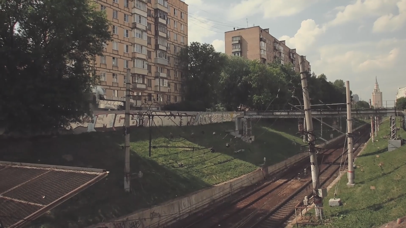 Илья Яшин:  РЖД положит рельсы прямо под окнами москвичей