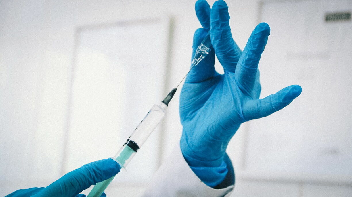 Нетесов: вакцина - единственный способ создать коллективный иммунитет от ковида