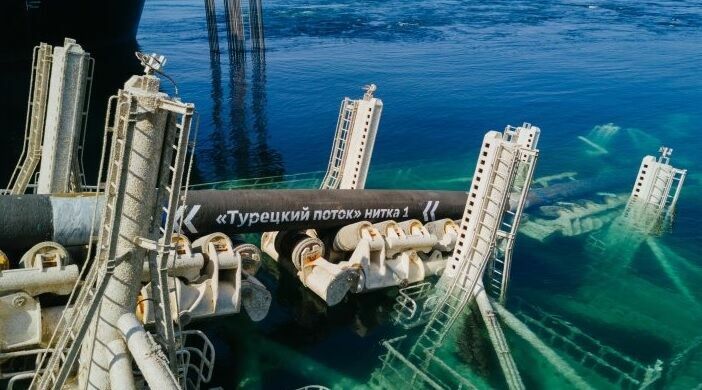 У «Газпрома» есть несколько маршрутов прокладки труб через Черное море