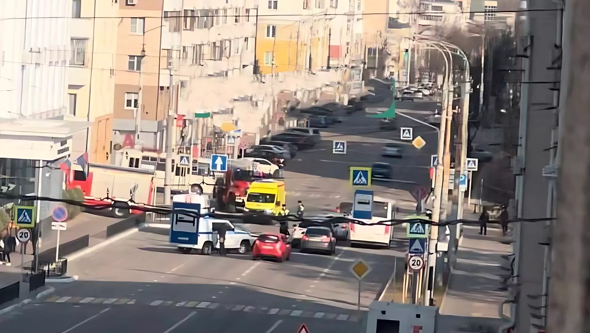 Белгород вновь атакован: очевидцы сообщают о взрыве у здания УМВД