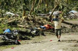 Более тысячи человек  стали жертвами тайфуна на Филиппинах