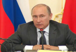 Путин поручил проработать ответные меры на санкции Запада