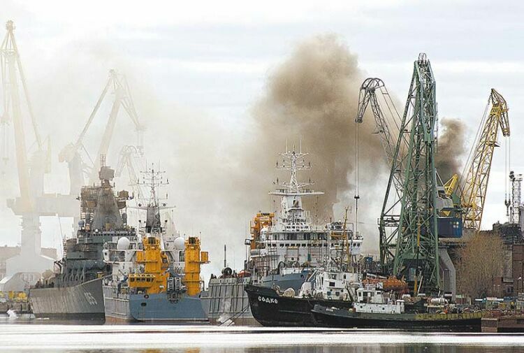 Ущерб от пожара на подлодке «Орел» – более 100 миллионов рублей