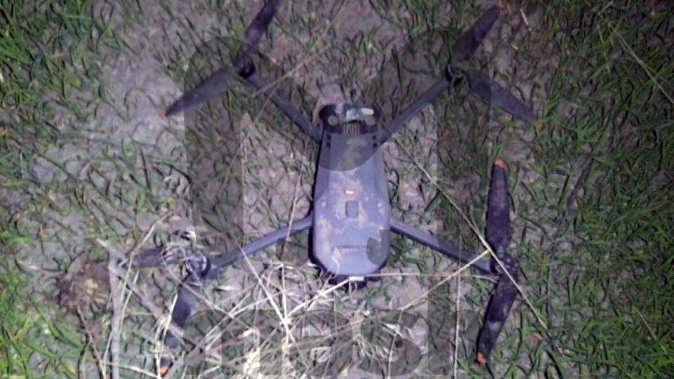 Белгородские пограничники посадили разведывательный дрон ВСУ при помощи РЭБ