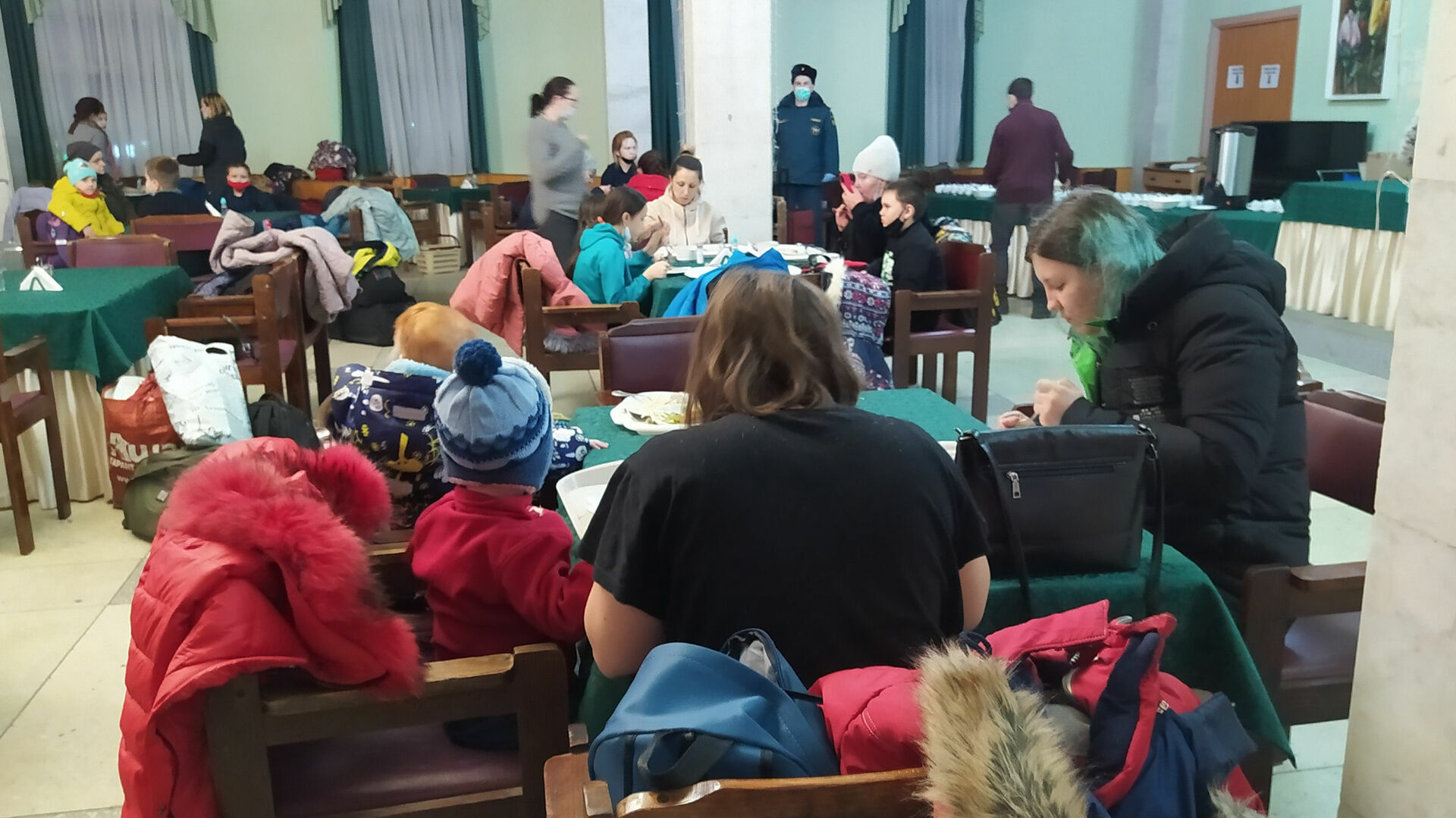 Украину за сутки покинули еще 55 тыс. беженцев