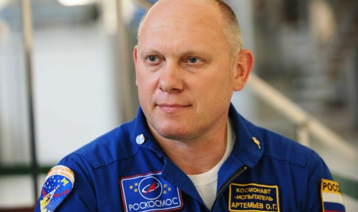 Олег Артемьев стал первым в истории работающим в космосе депутатом