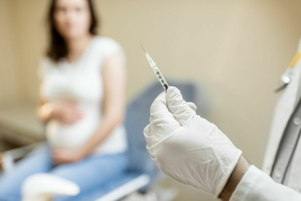 В Минздраве назвали срок беременности 22 недели оптимальным для вакцинации