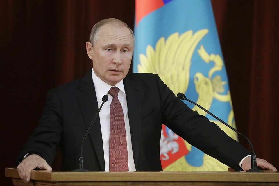 Путин назвал вступление Грузии и Украины в НАТО "прямой угрозой России"