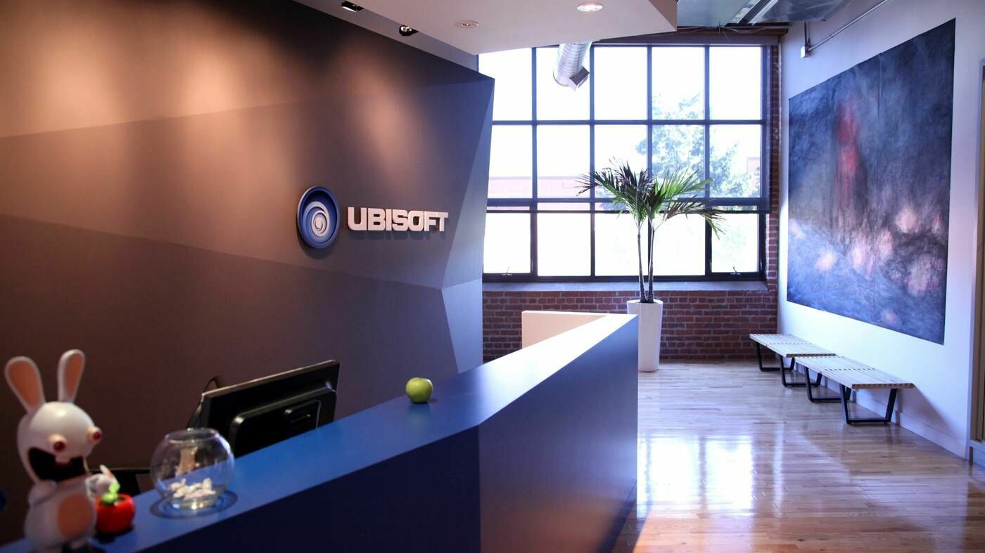 Компания Ubisoft заявила о приостановке продажи игр в России