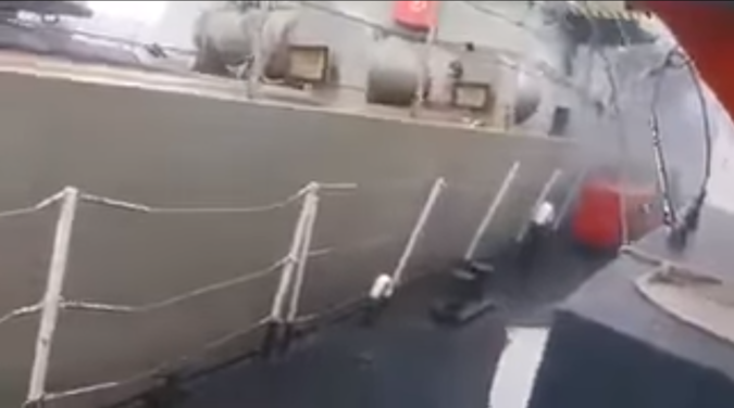 Видео столкновения двух неуступчивых военных кораблей Турции и Греции