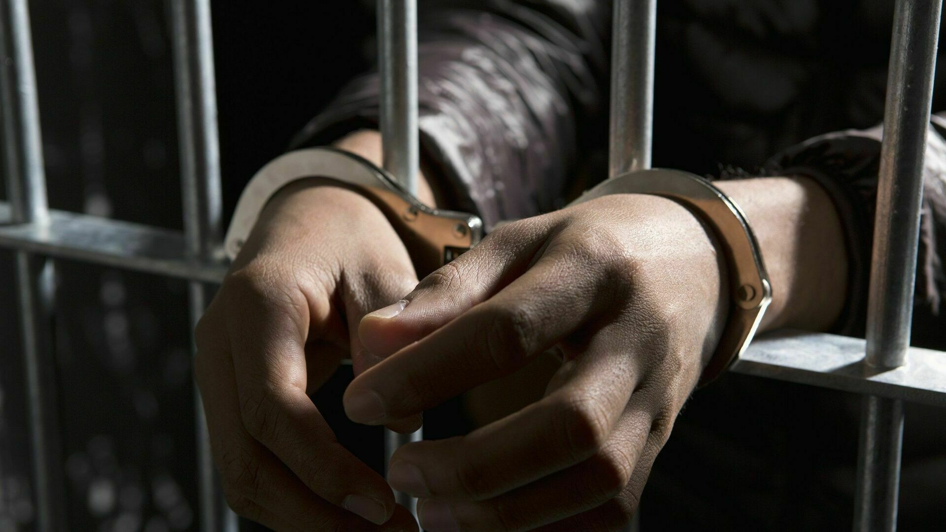 Задержан заключенный, который, сбежав из колонии,  изнасиловал двух человек