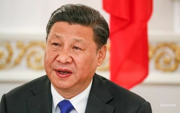 Си Цзиньпина единогласно переизбрали на второй срок