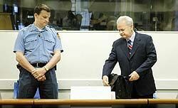 Милошевич может выкрутиться?