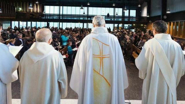 В католической церкви Испании выявили 251 педофила