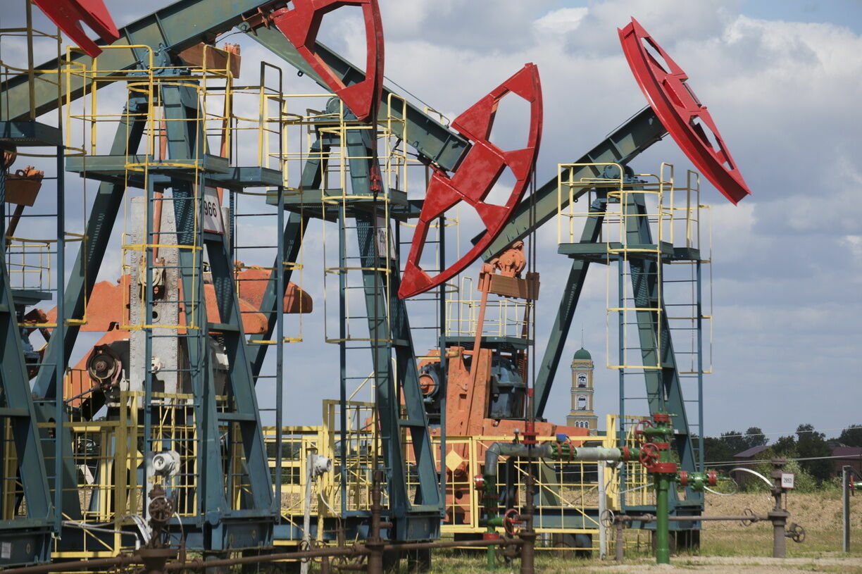 ОПЕК+ назвала Россию нарушительницей сделки по сокращению нефтедобычи