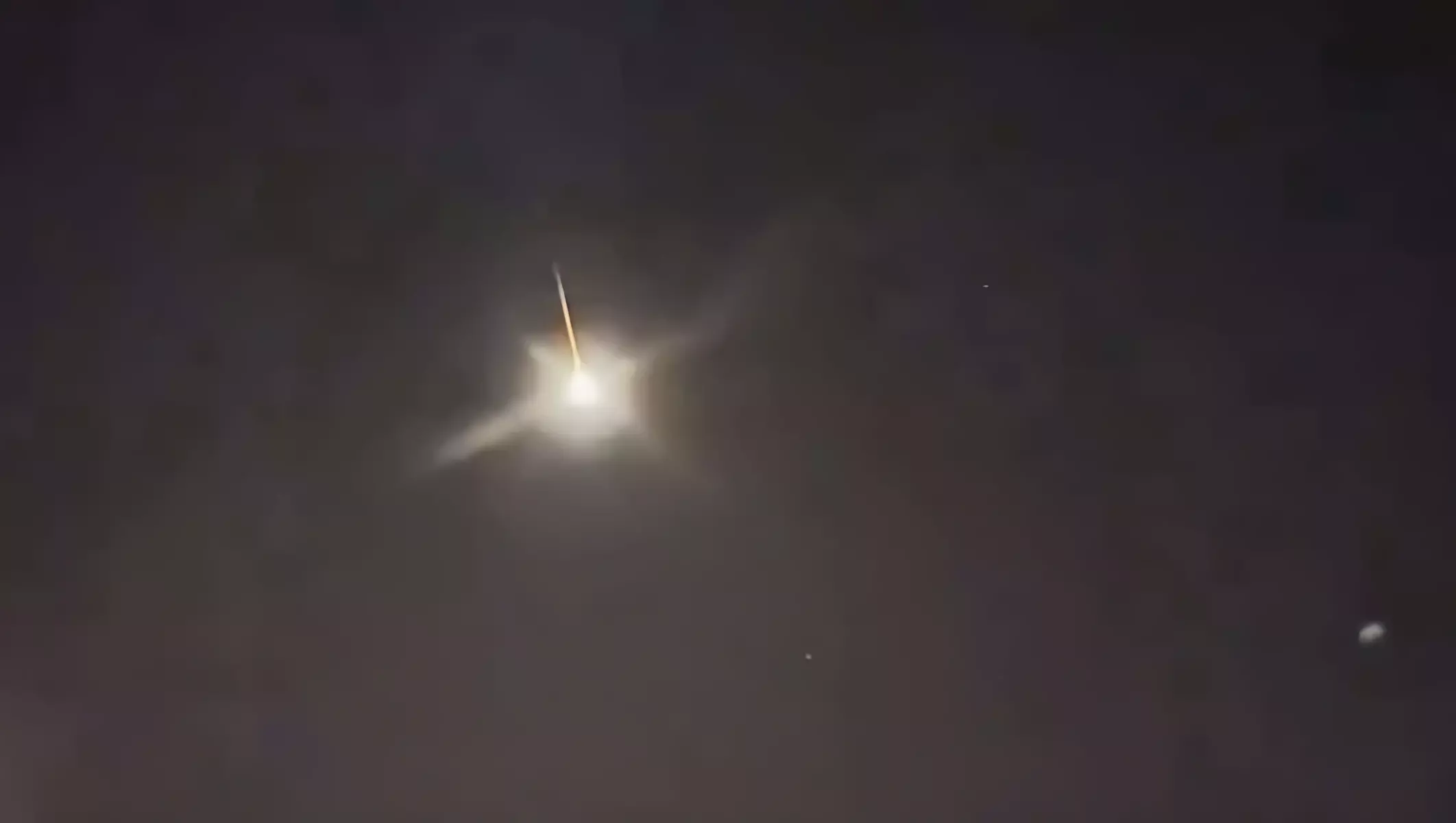 В ночь на воскресенье в небе над Берлином можно было увидеть астероид.