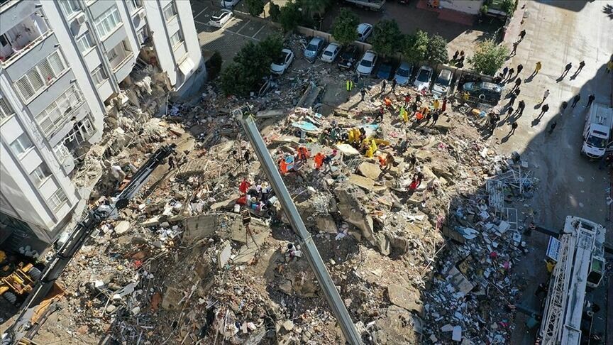 В Турции и Сирии в результате землетрясения погибли 1400 человек