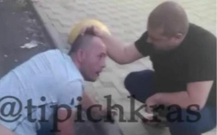 В Краснодаре задержали сына местного депутата, избившего полицейского
