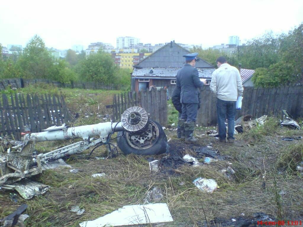 В Перми появились новые кадры с места катастрофы Боинга в 2008 году