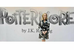 Джоан Роулинг опубликует дополнения к книгам о Гарри Поттере