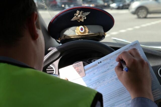 Автомобилистам продлили "скидки" для оплаты штрафов