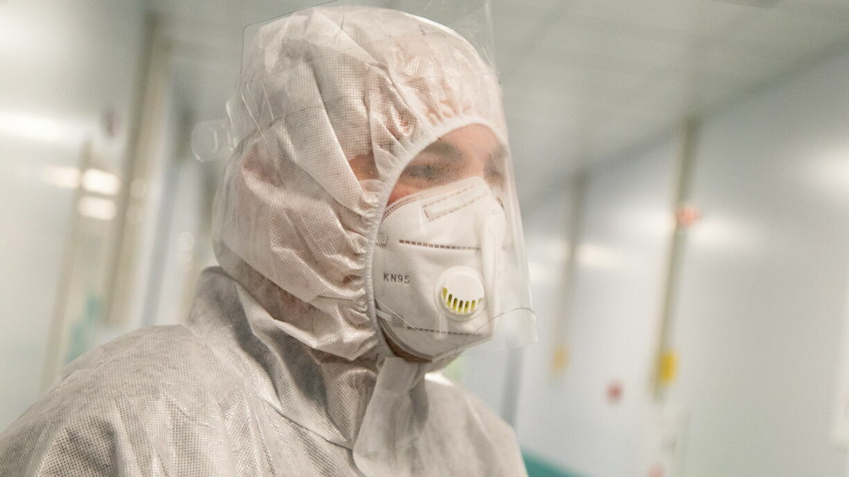 В Москве впервые с июня выявили более 700 случаев коронавируса