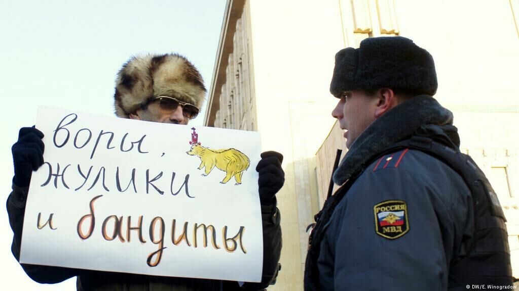 Денис Драгунский: "В России нет оппозиции - только критики и насмешники"