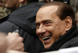 Сильвио Берлускони вышел на работу после лечения