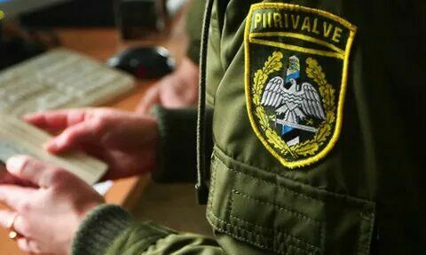 Тест на патриотизм: эстонские пограничники проверяют соцсети въезжающих россиян
