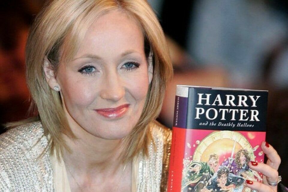 Роулинг написала новые книги о вселенной Гарри Поттера