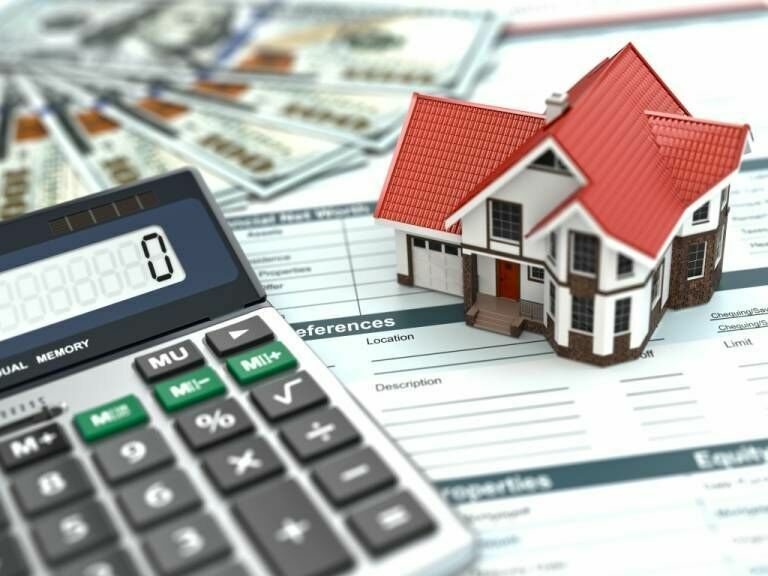Ипотечная ставка падает, но россияне не спешат брать кредиты на жилье