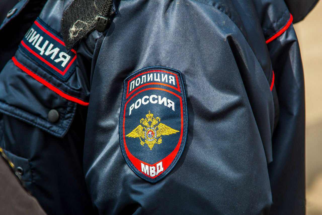 Тела трех молодых людей найдены под мостом на юге Москвы