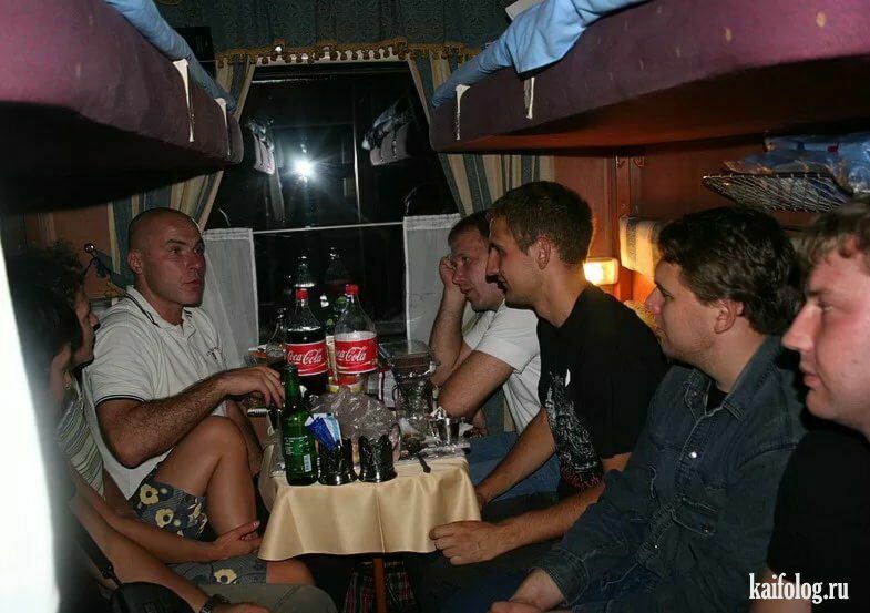 Россияне не перестанут пить в поездах после запрета алкоголя в вагонах-ресторанах